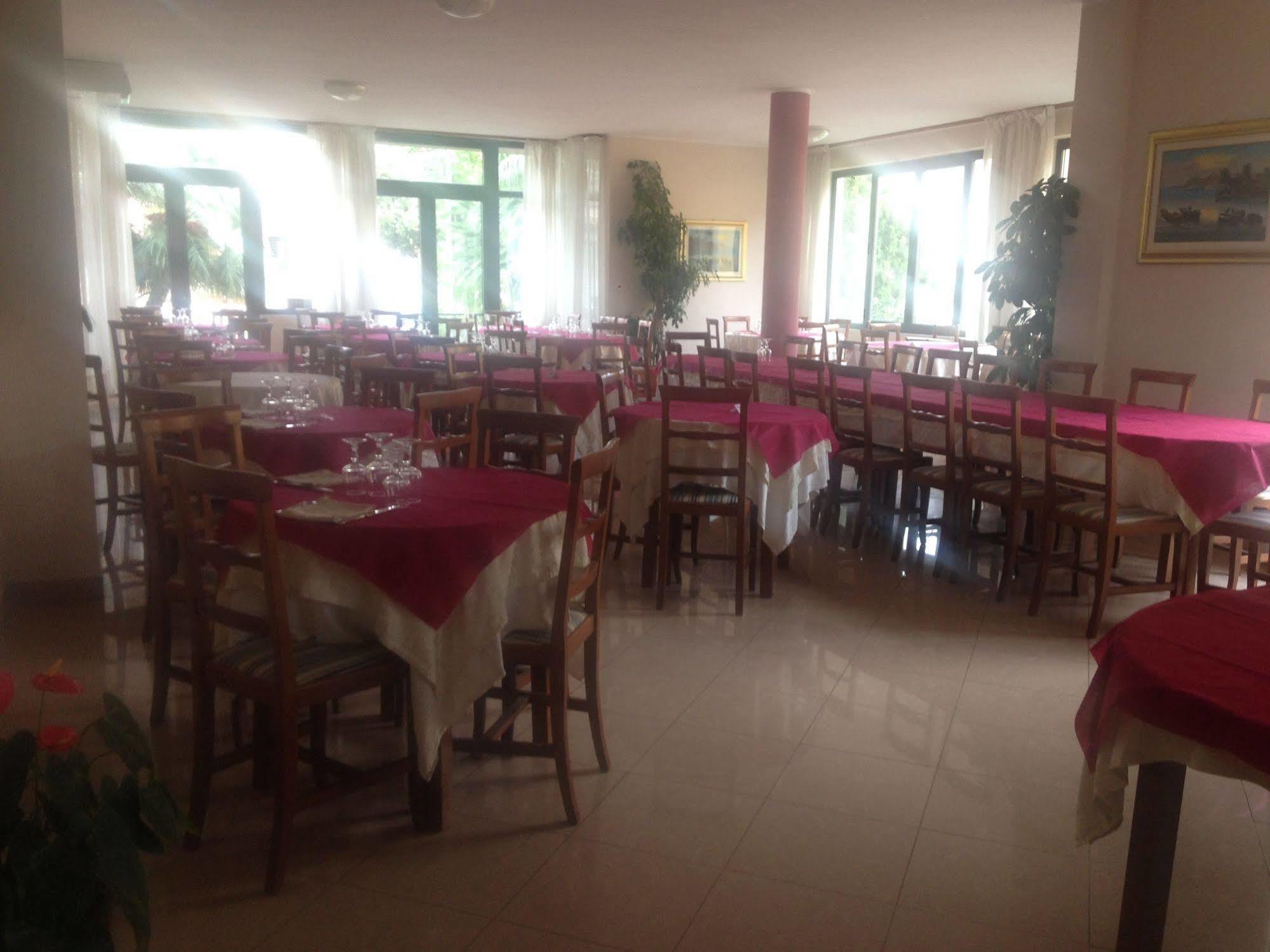 Hotel Europa Casal Velino Dış mekan fotoğraf